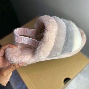 Fur UGG slides !